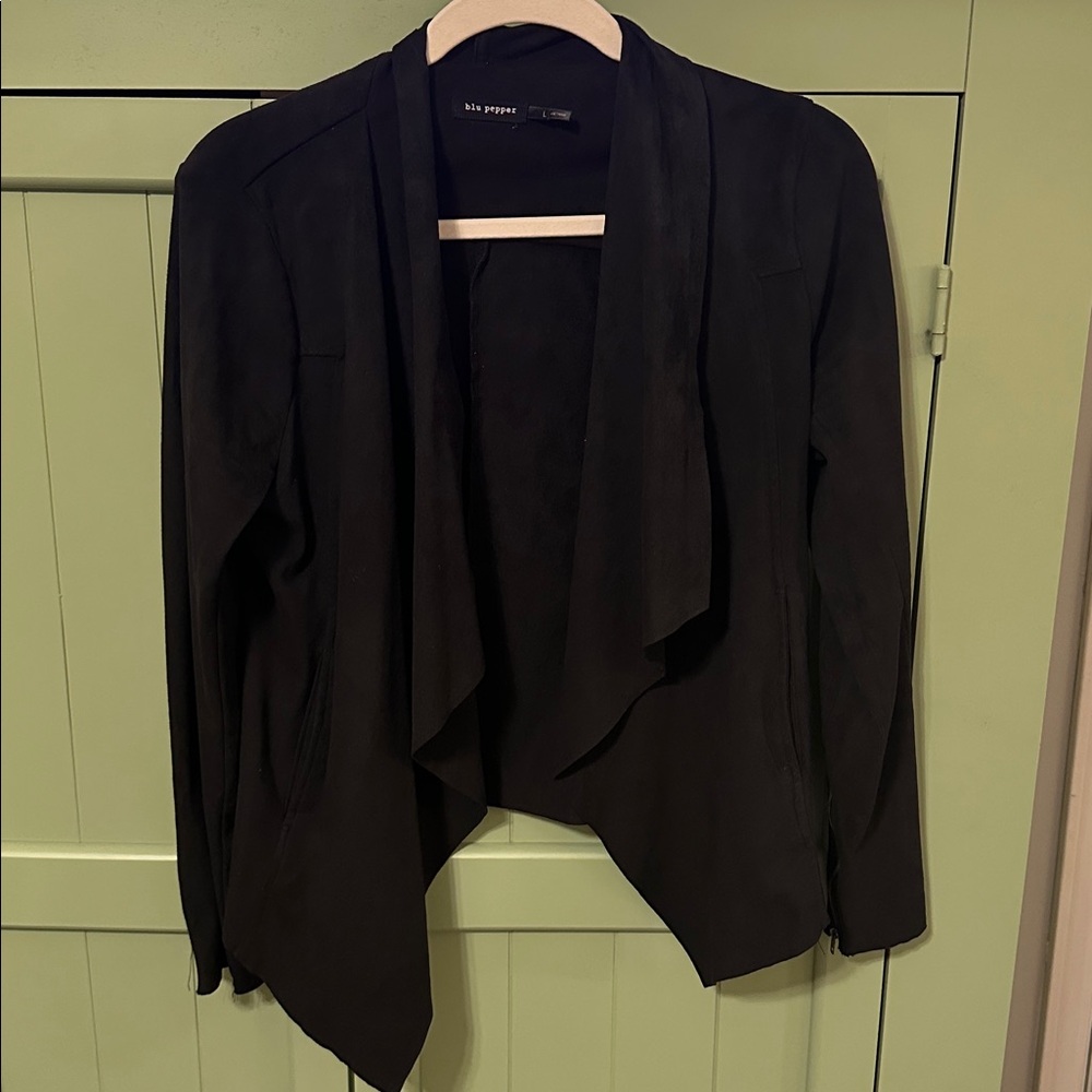 Blu Pepper Women's Black Suede Jacket